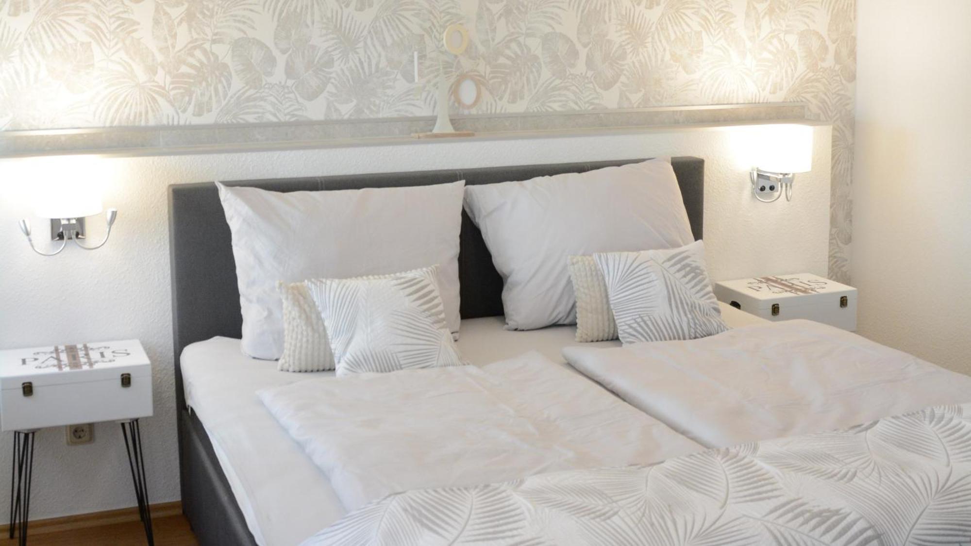 Rosenwinkel Appartement Im Og Halberstadt Exteriör bild